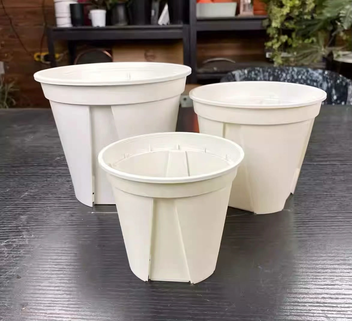 Round Vented White Pot-QINGSHAN (complimentary saucer)